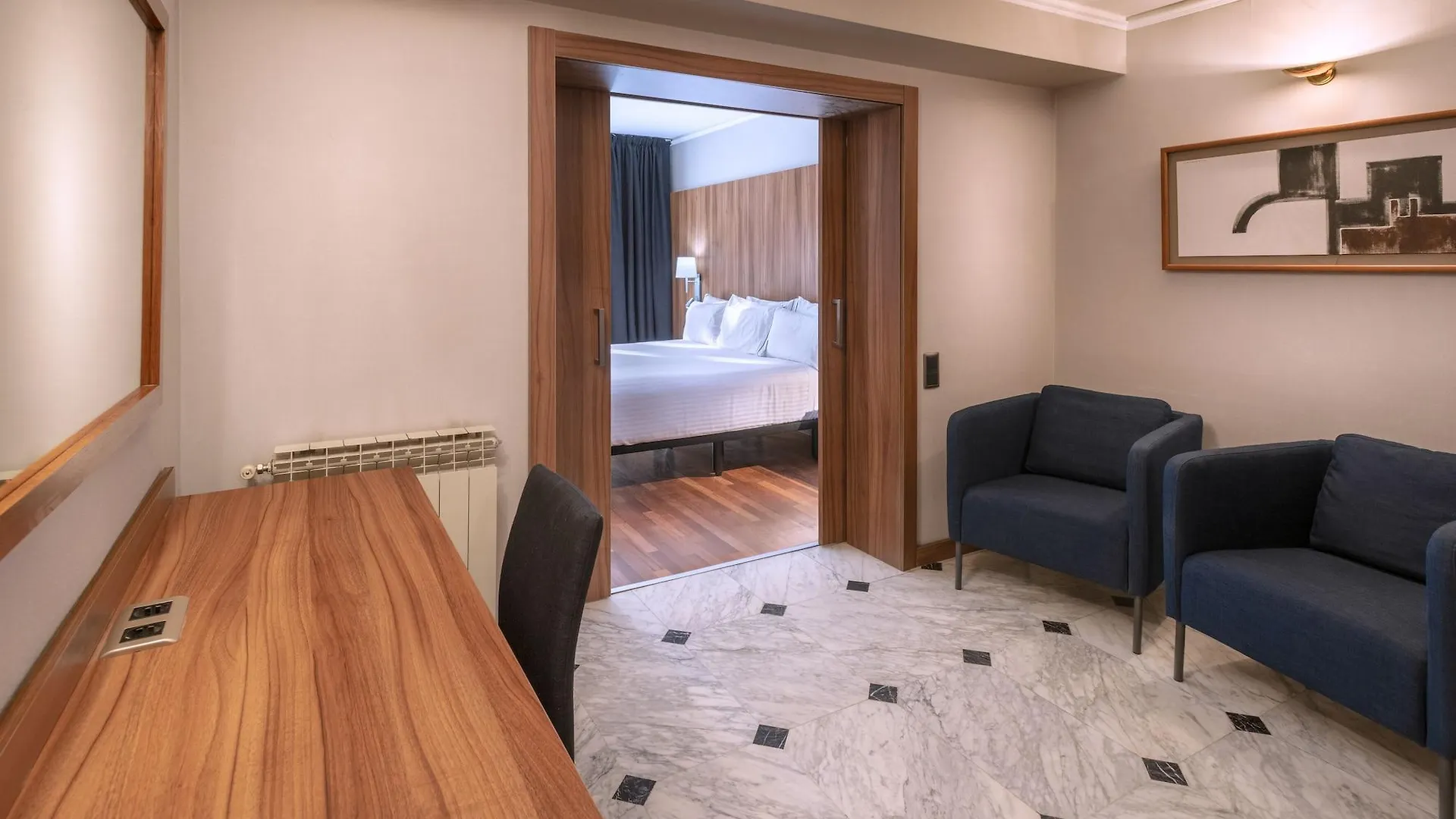 Ciudad De Castelldefels Hotel