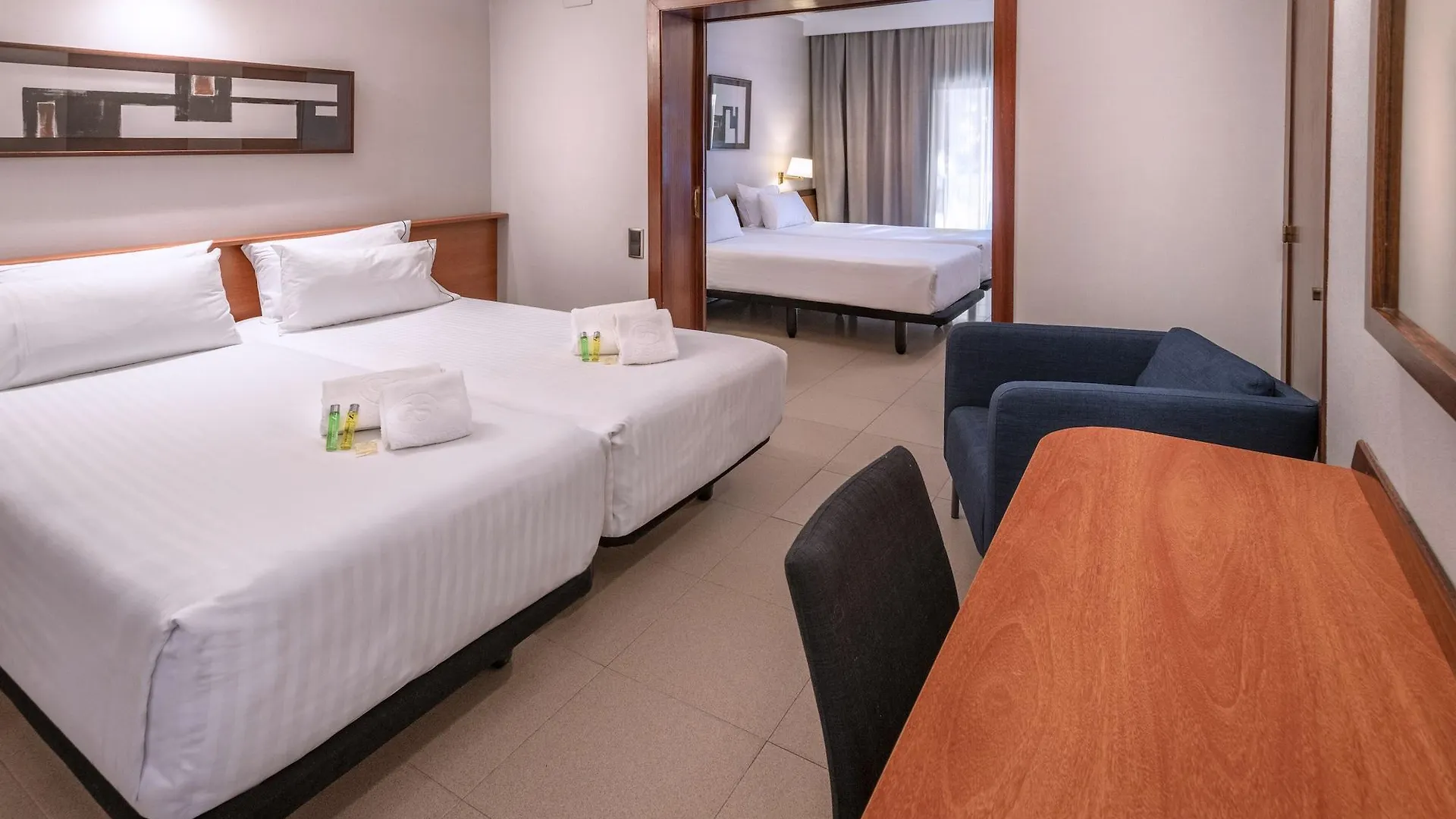 Ciudad De Castelldefels Hotel