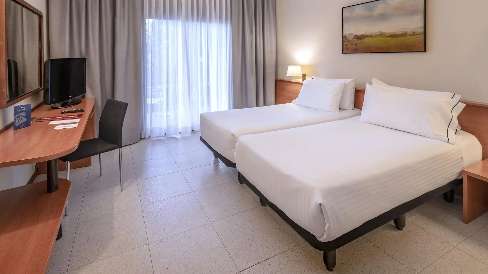 Ciudad De Castelldefels Hotel