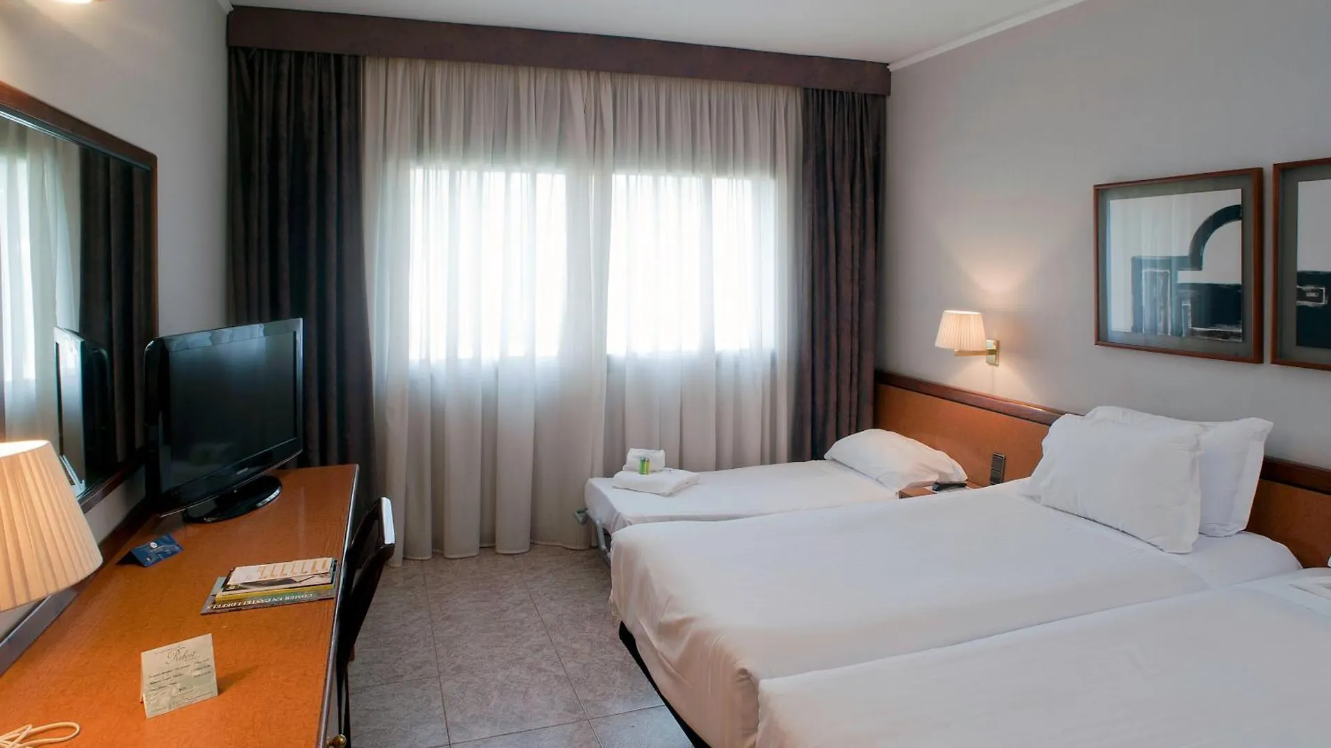 Ciudad De Castelldefels Hotel 3*,  Spain