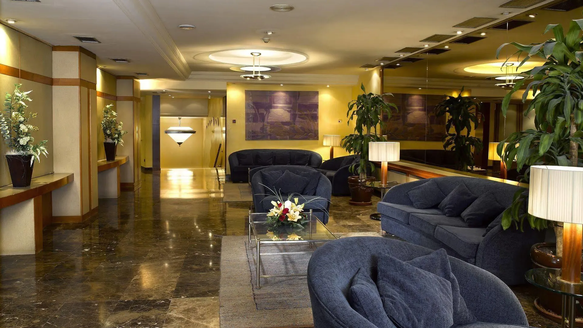 Ciudad De Castelldefels Hotel 3*,