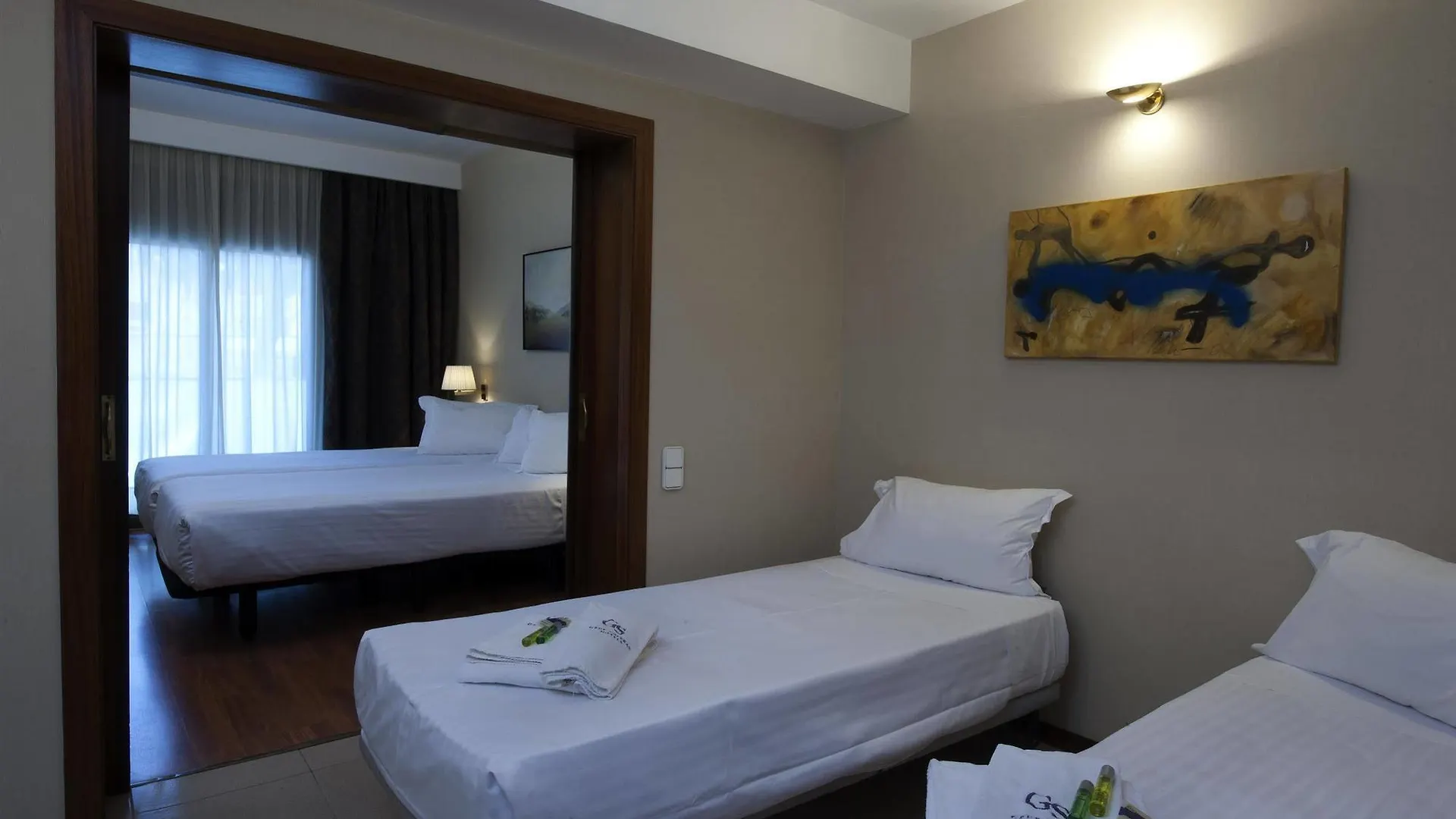 Ciudad De Castelldefels Hotel