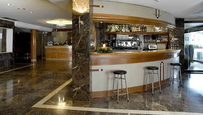 Ciudad De Castelldefels Hotel