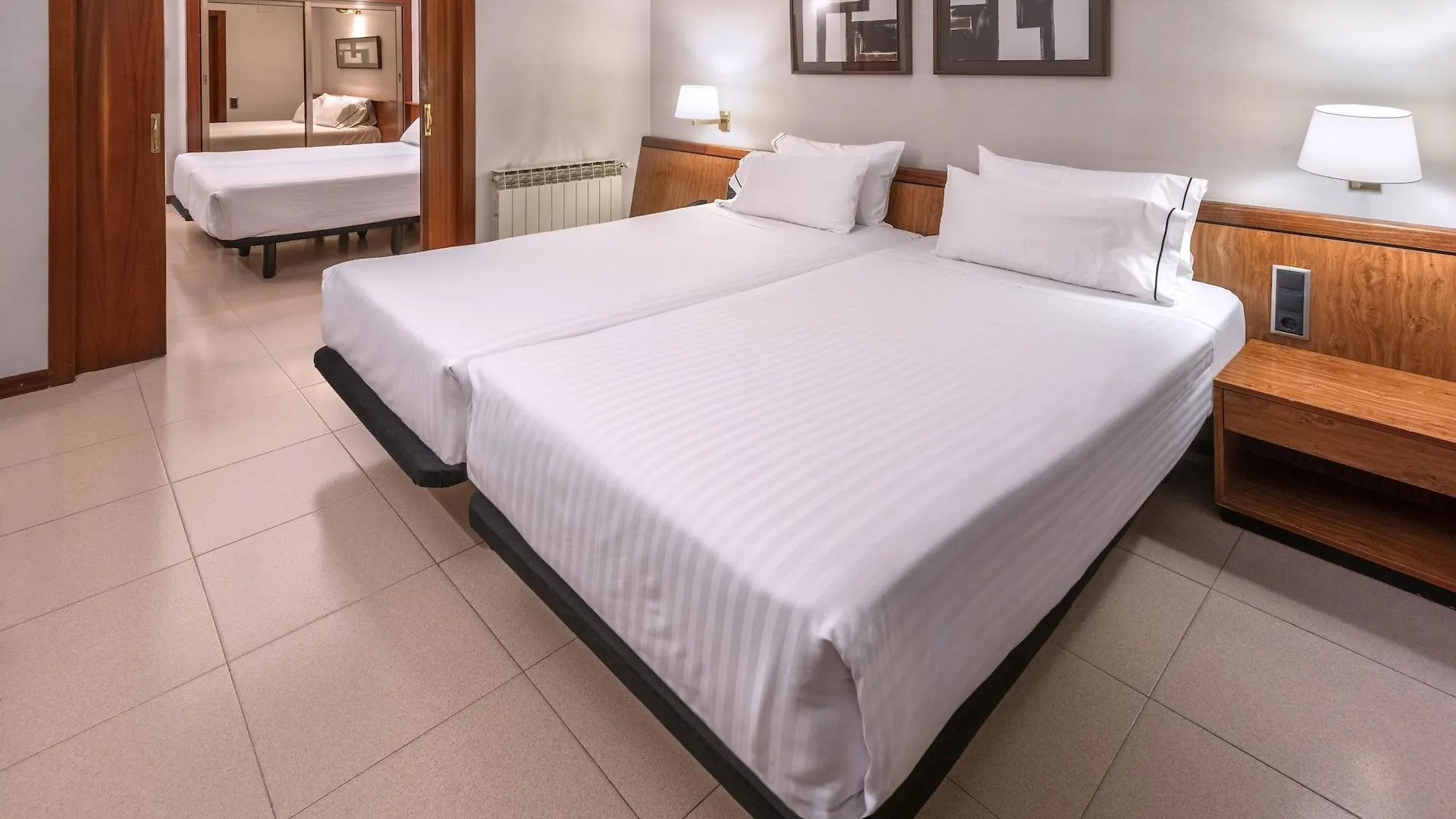 Hotel Ciudad De Castelldefels
